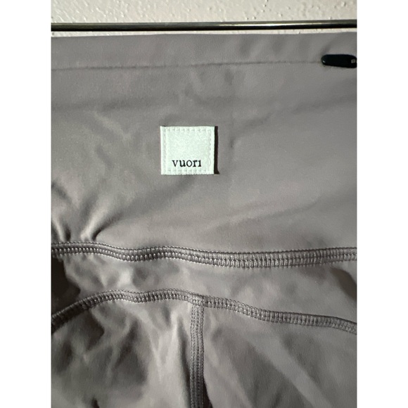 Vuori Light Gray Leggings - Picture 4 of 5